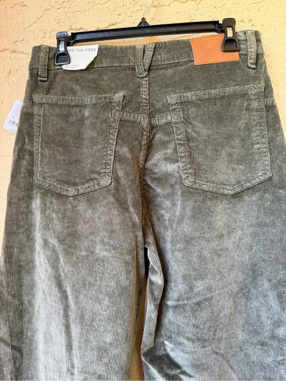 Free People We The Free Deep Trance Corduroy Boyfriend Pant 26 Keepsake Clover - Picture 7 of 16
